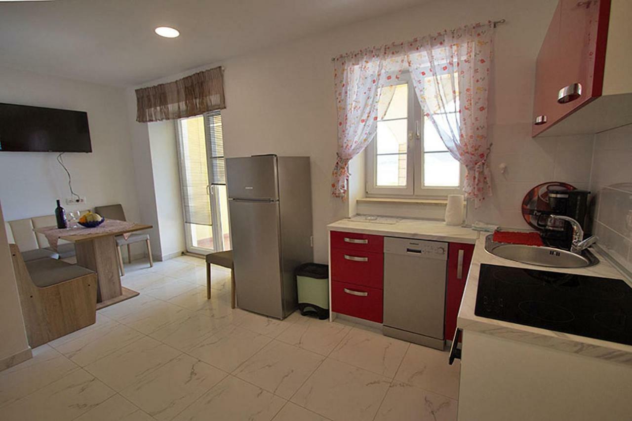 Apartment Carlitos Karlobag Exterior foto